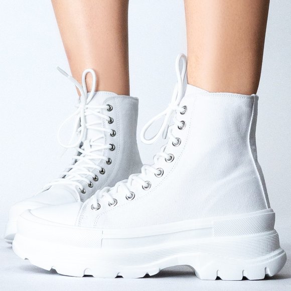 Berness - BELLE The White Room White Platform Sneakers - Picture 1 of 6